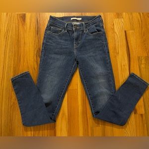 Levi’s 710 Super Skinny